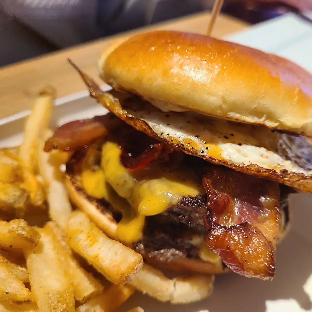 Busters Bacon Burger