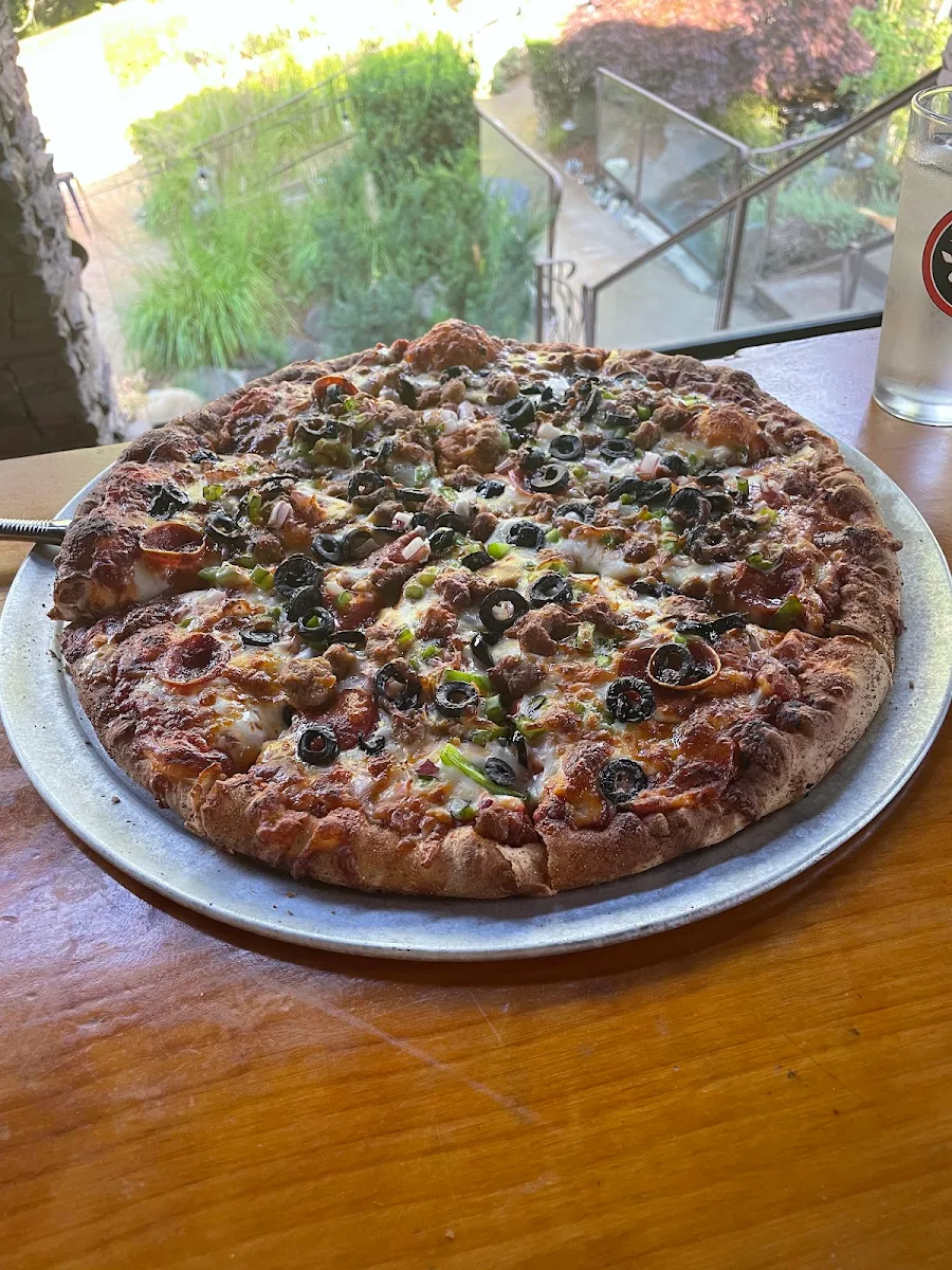 Zog’S Supreme Pizza