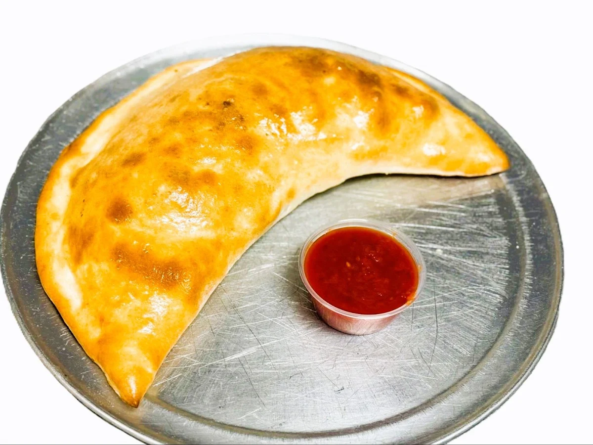 Calzone with Ricotta and Mozzarella Cheese Additional Topping 1 50 Extra