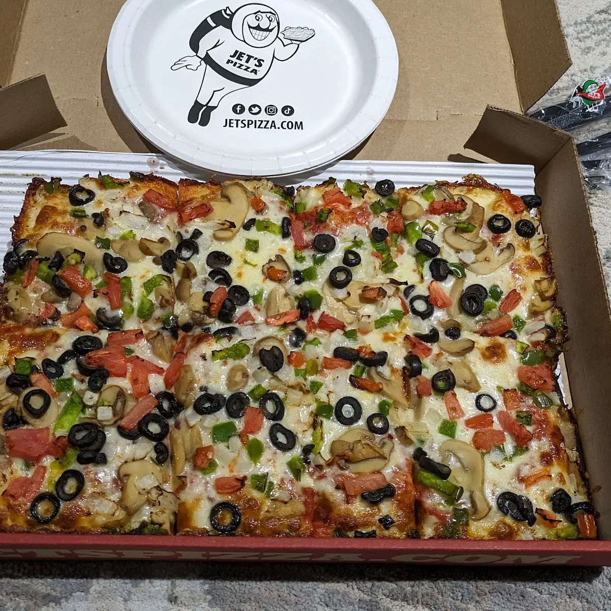 Eugene Supreme Pizza
