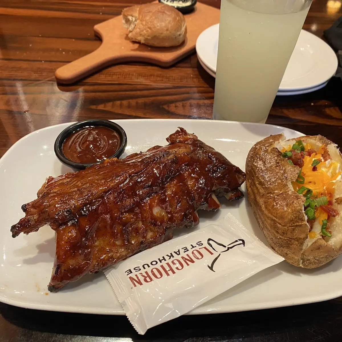 Baby Back Ribs and Mac Cheese