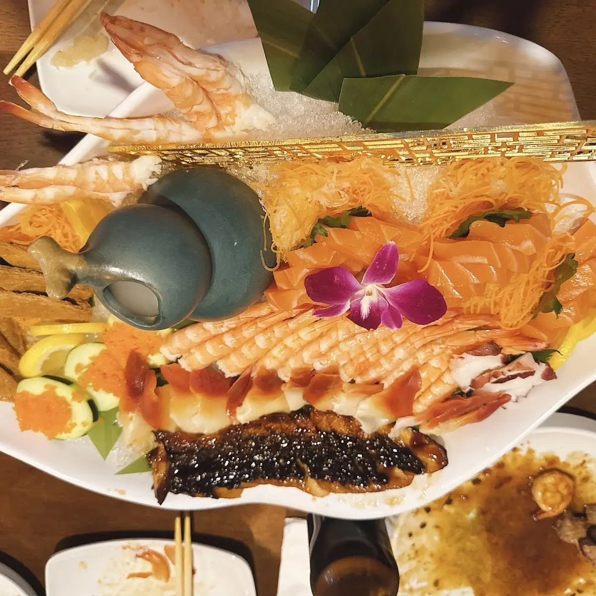 Sushi & Sashimi Deluxe