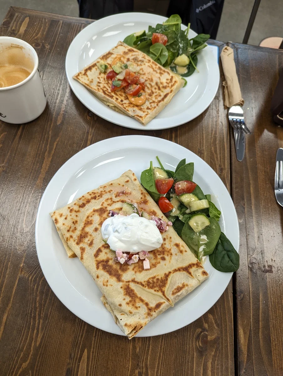 Peach Crepe