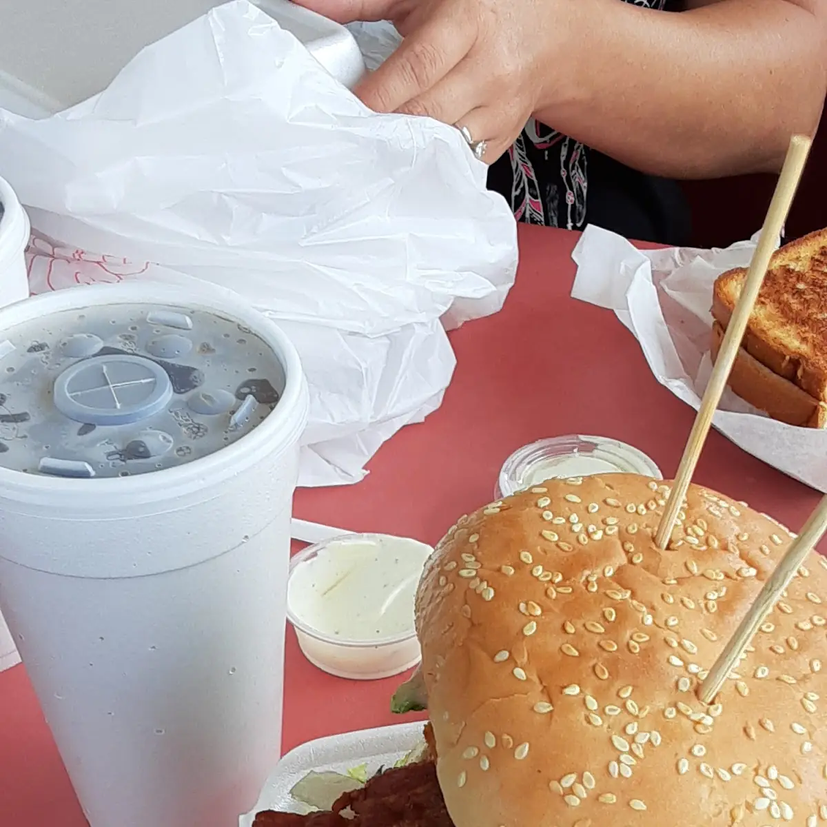 Peppi's Deluxe Double Cheeseburger Combo