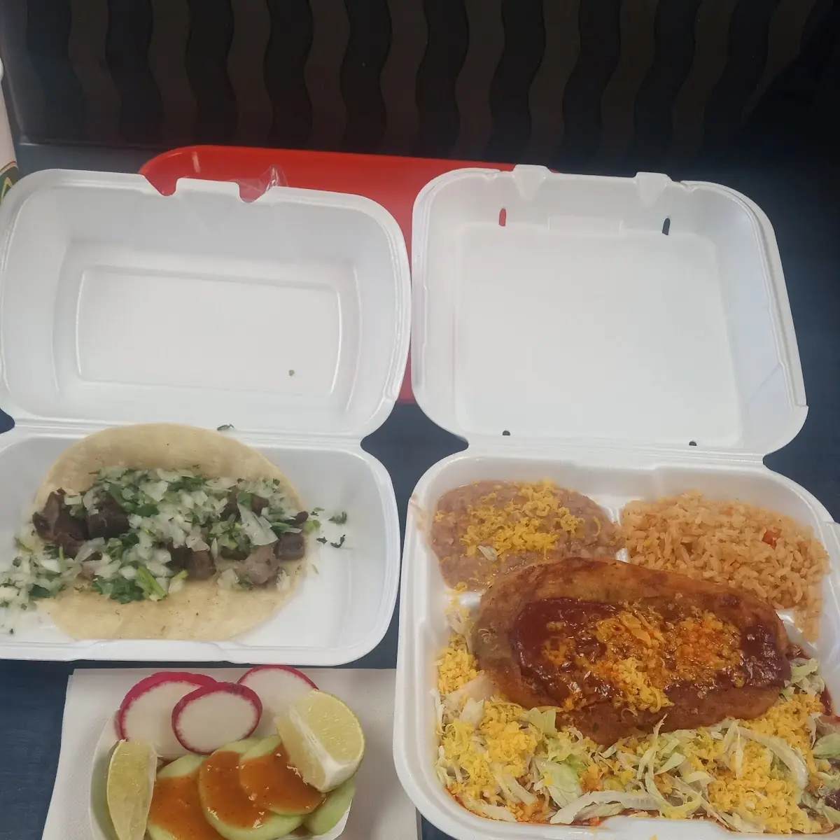 Lengua Chili Relleno