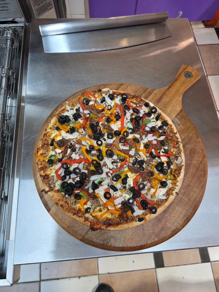 Highlights, En-Joy Pizza