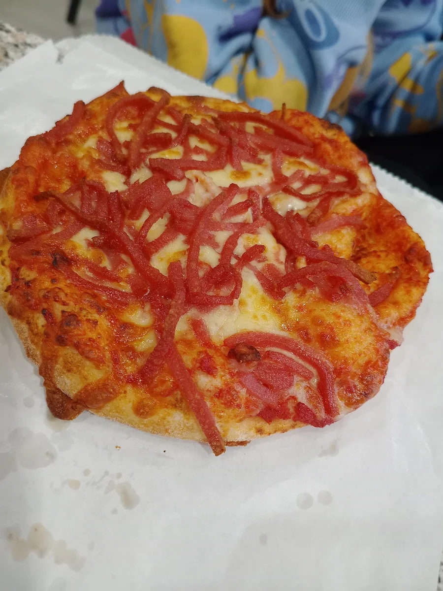 Highlights, En-Joy Pizza