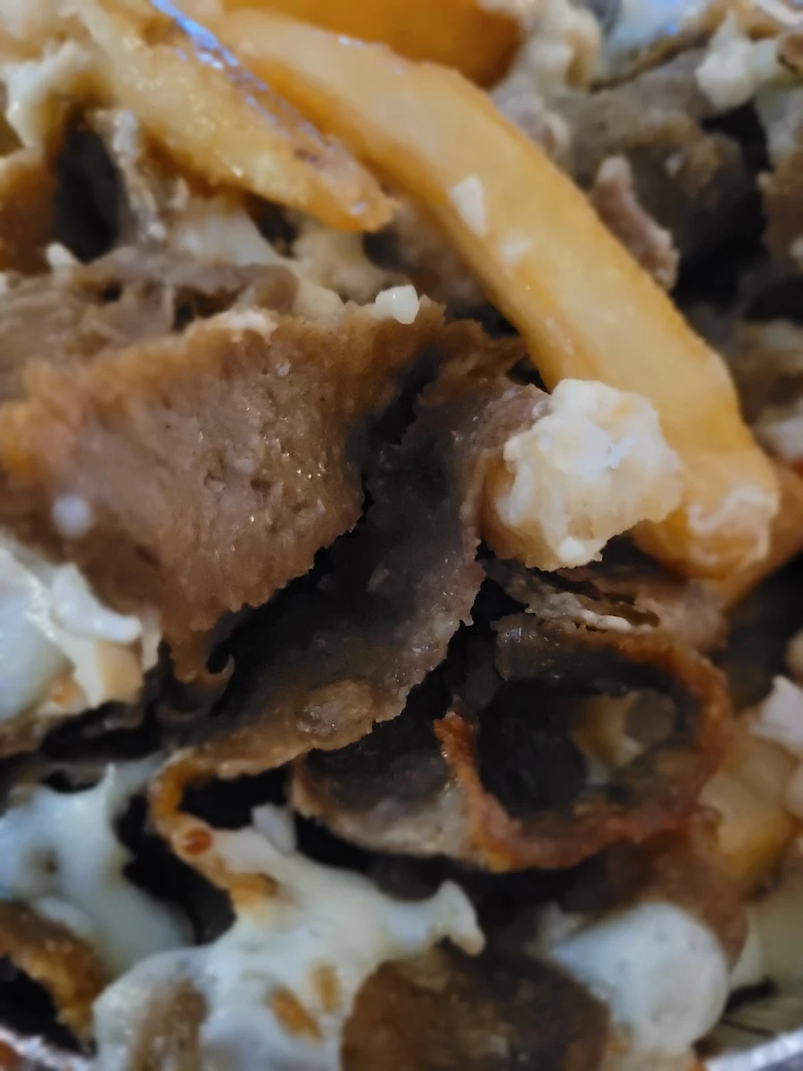 Donair Poutine, Randy's Pizza - Kearney Lake