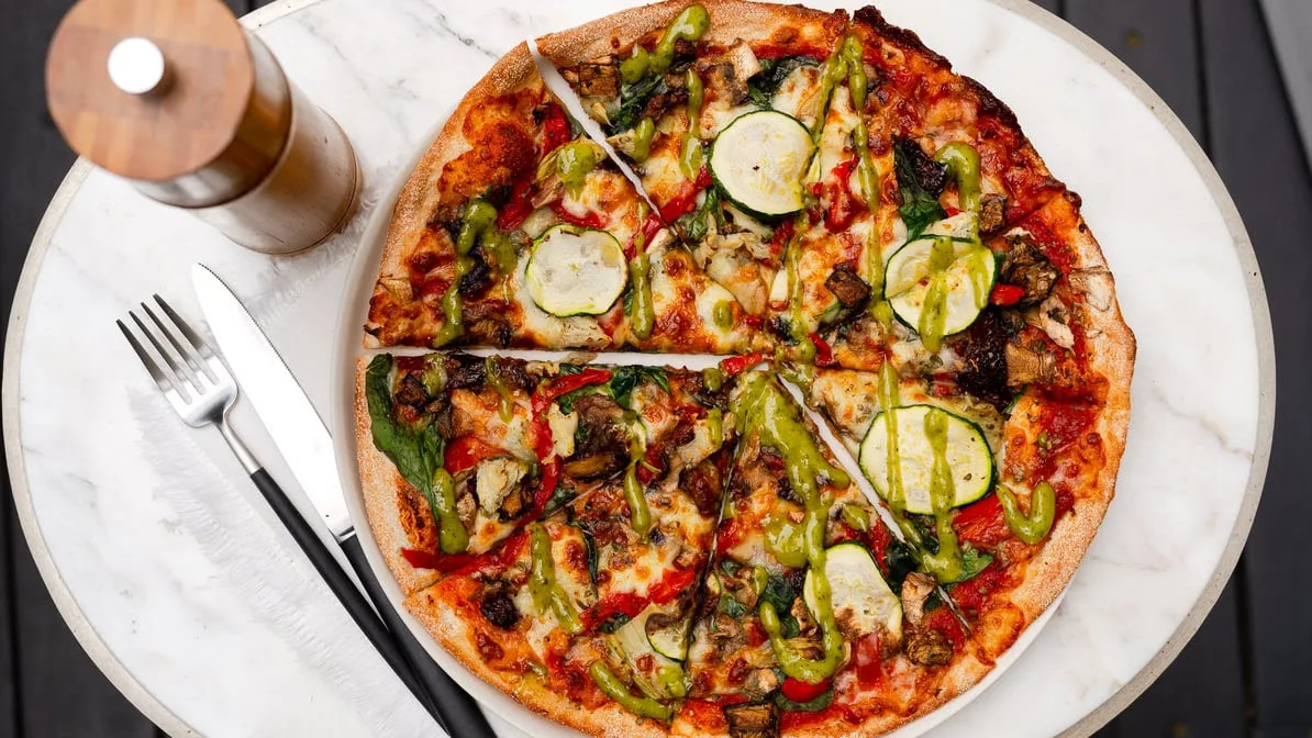 Highlights, Randy's Pizza - Kearney Lake