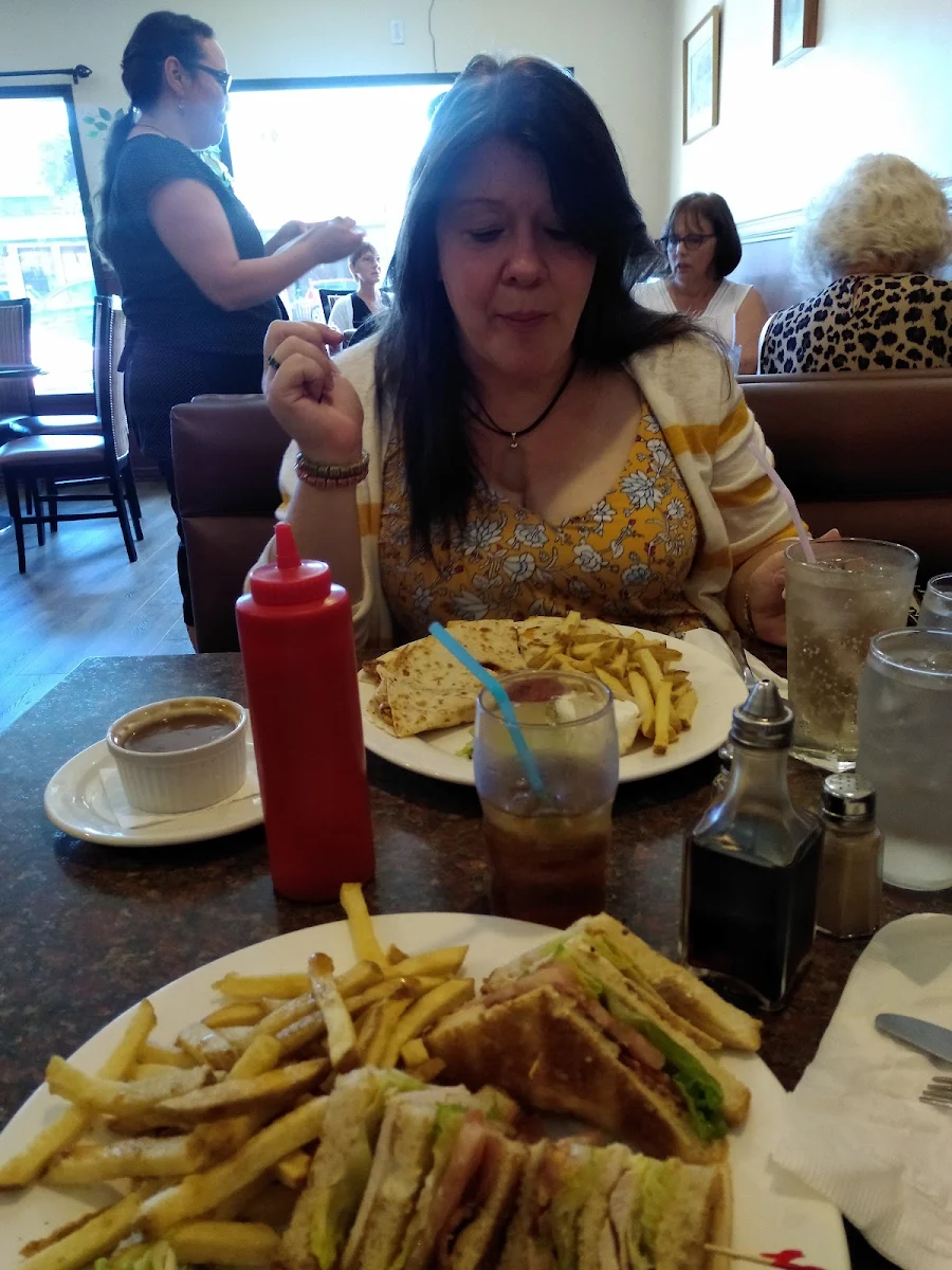 Highlights, Bonnie Martin Restaurant