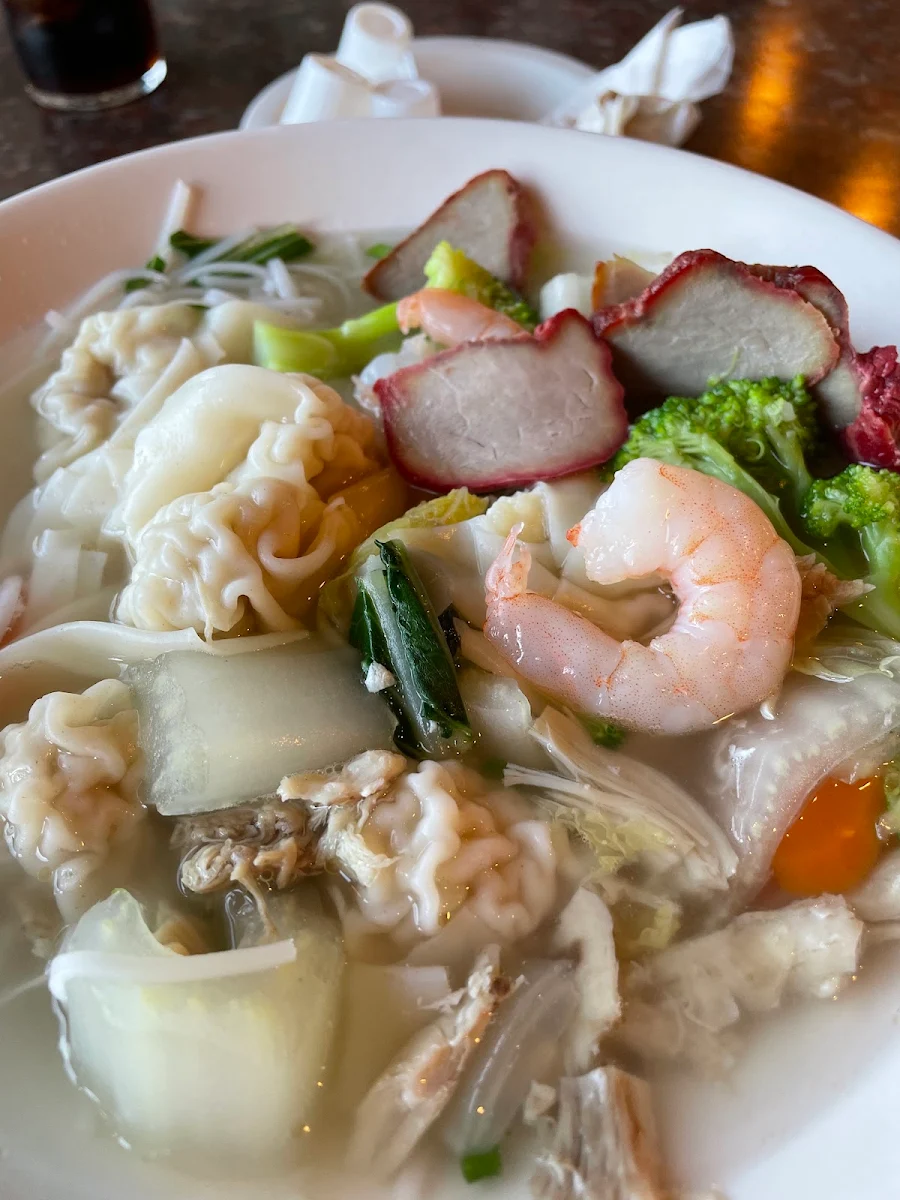 War Won Ton Soup, Bonnie Martin Restaurant