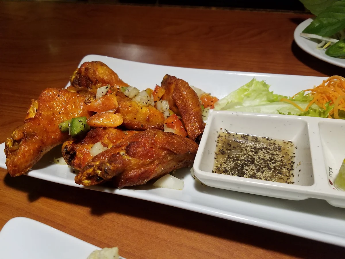 Chicken Wings Canh GA Chien to Go