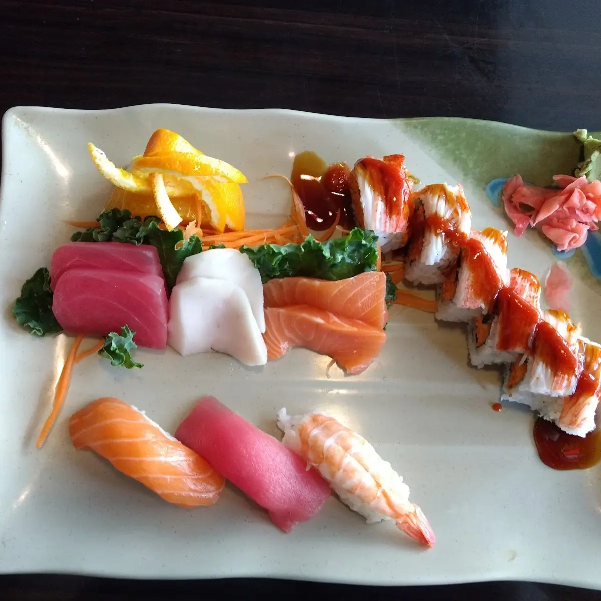 Lunch Sushi Sashimi and Special Roll