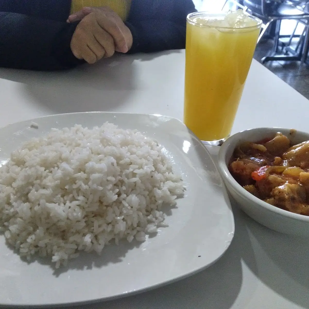 Arroz Blanco Con Con Pática de Baca