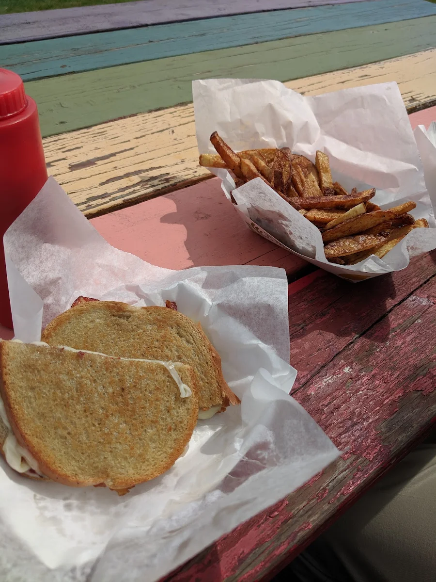 Grilled Cheese with Bacon and Fries