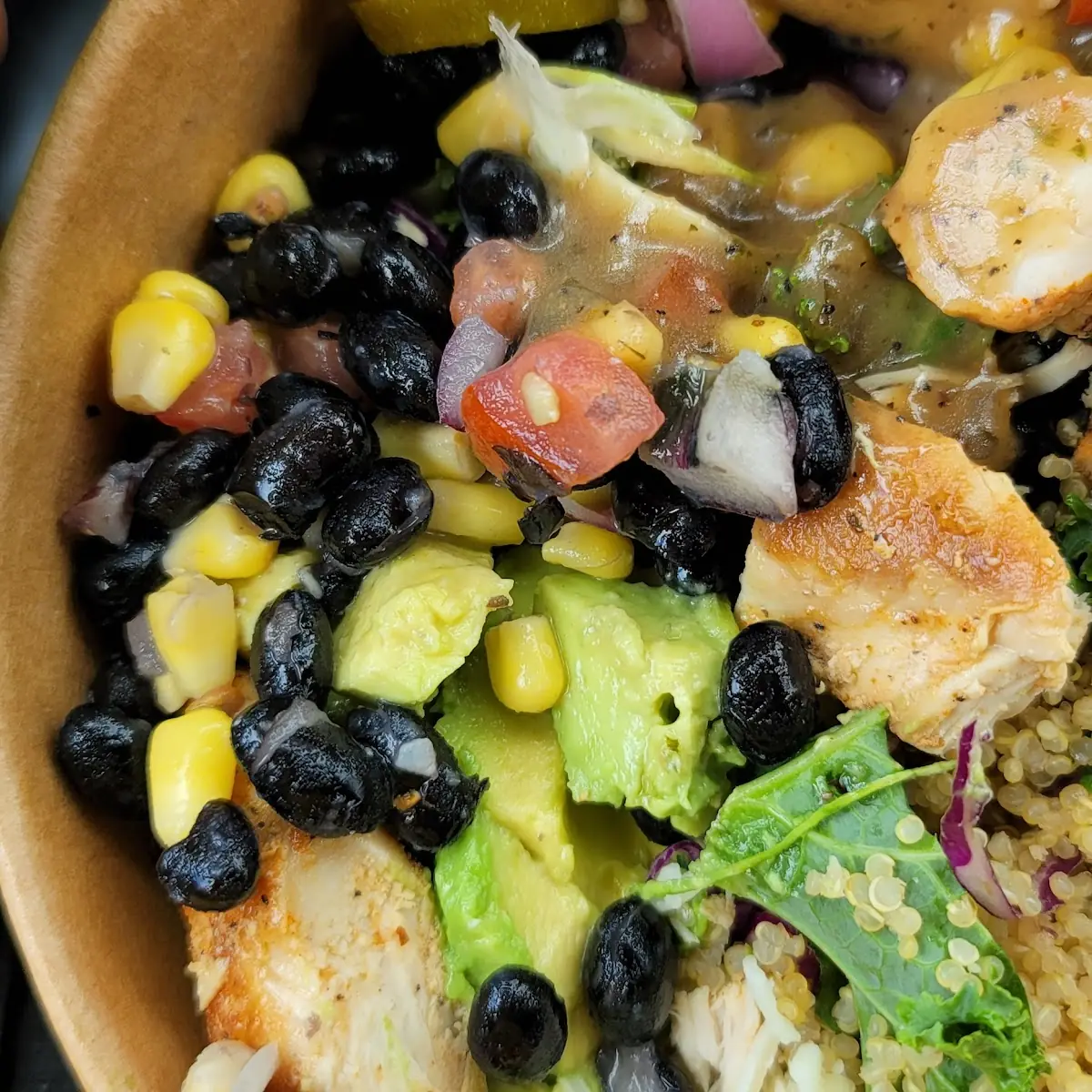 Avocado Quinoa Bowl