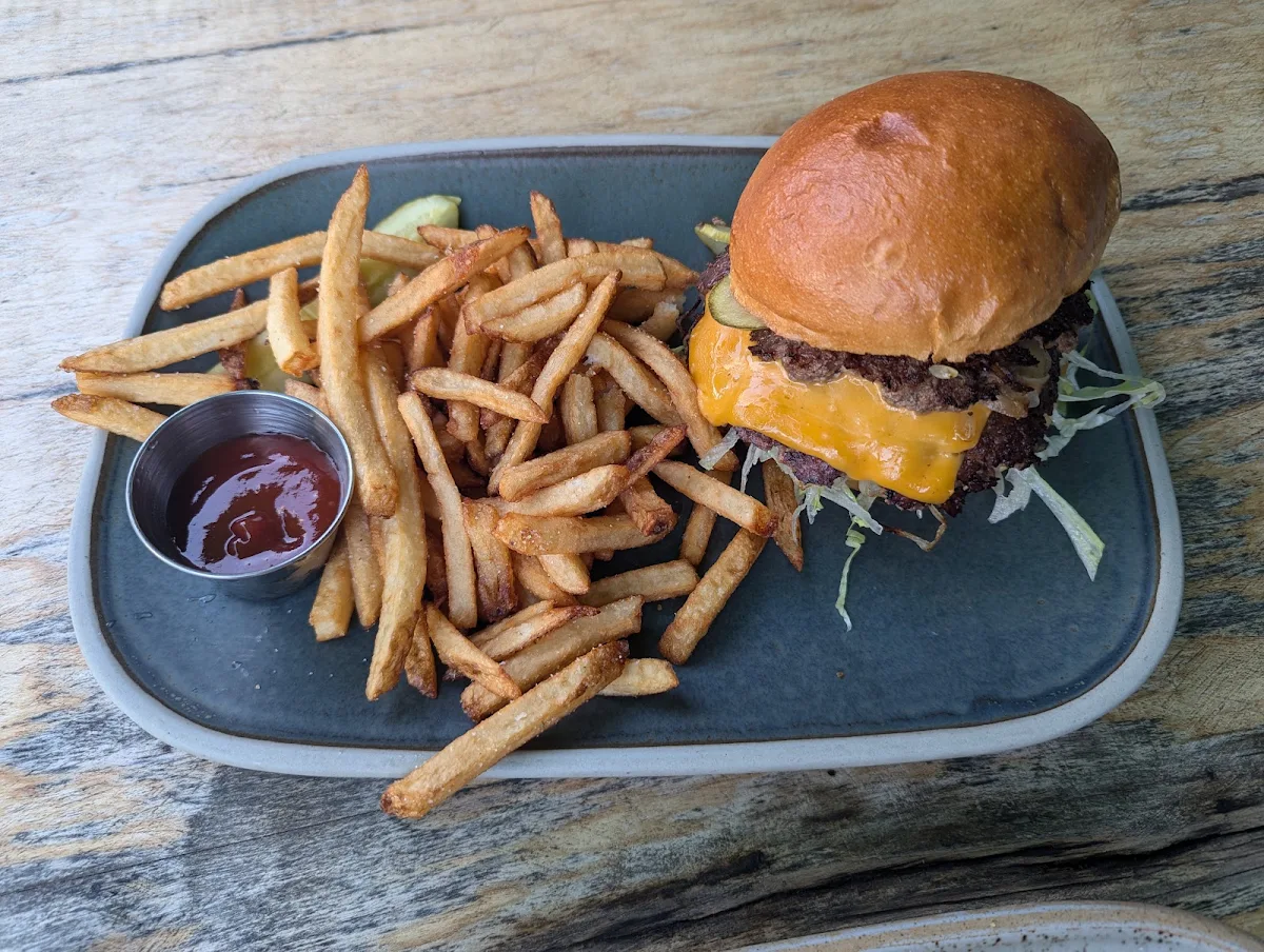Smash Burger, Steam Whistle Kitchen