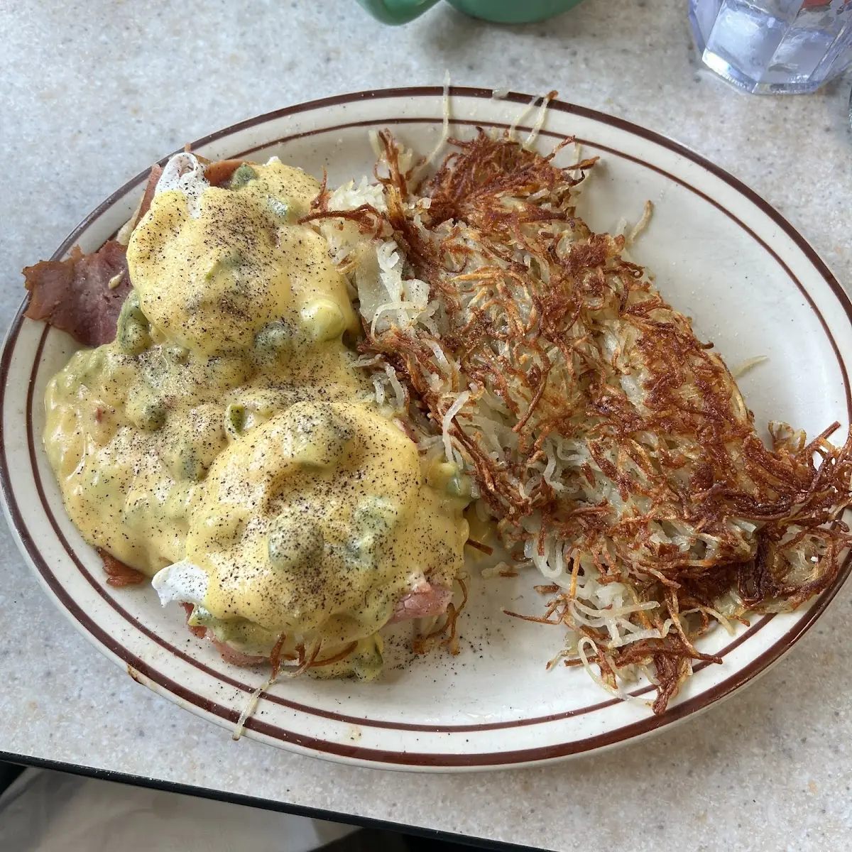 Eggs Benedict with Peppers