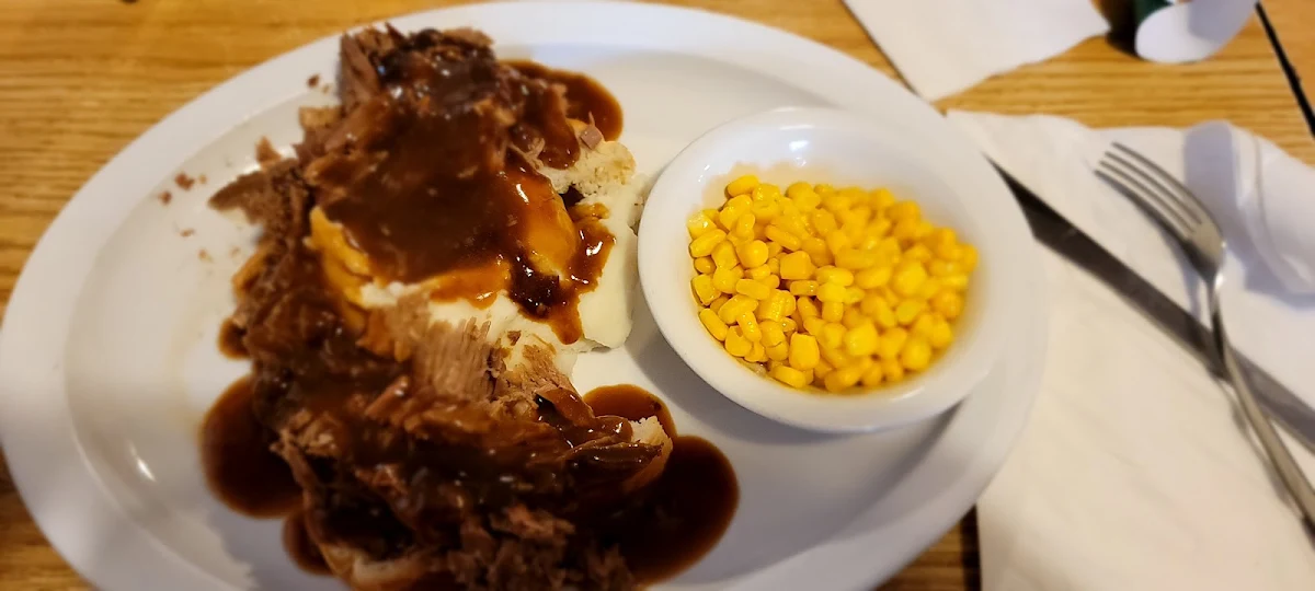 Hot Beef and Mashed Potatoes and Gravy