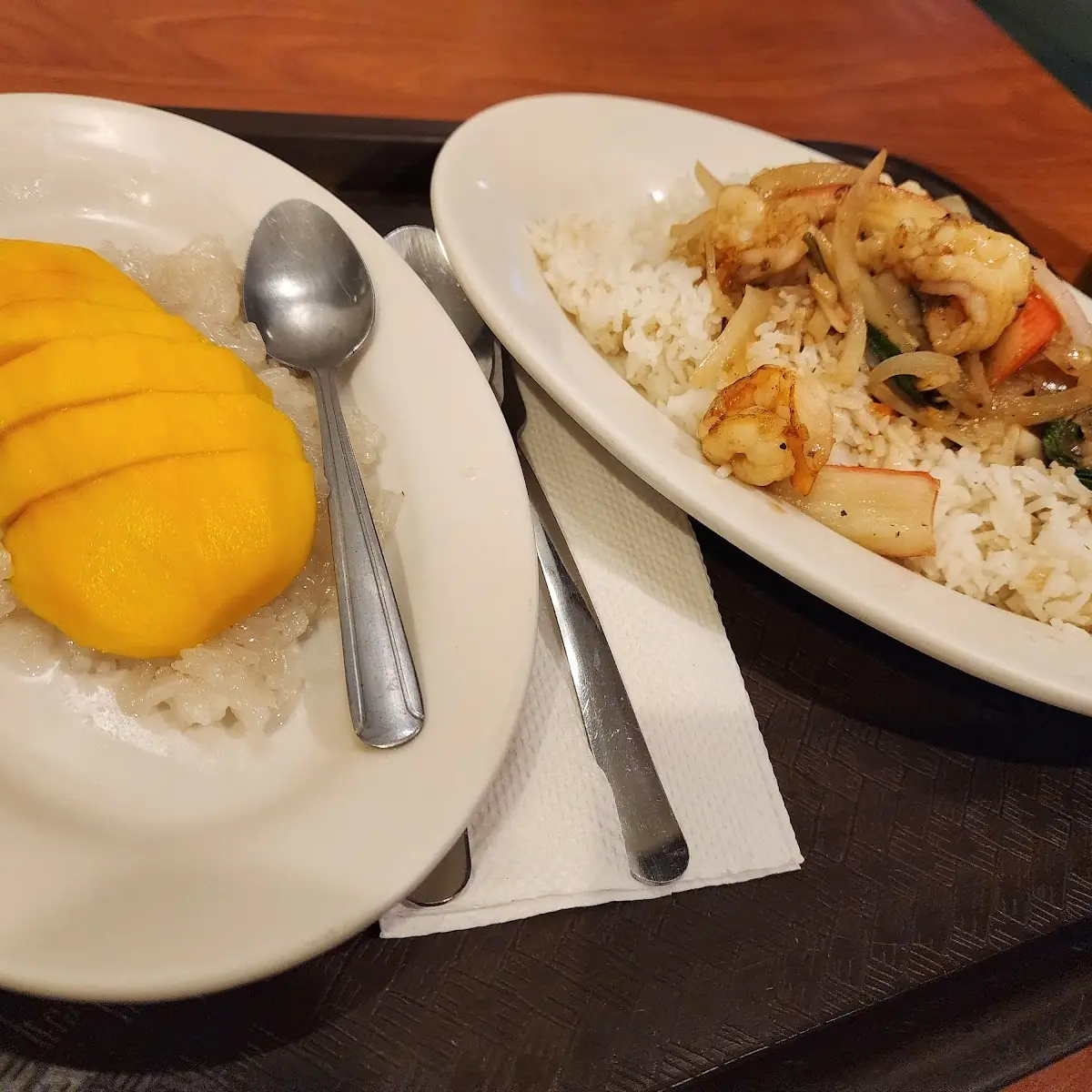 Sweet Sticky Rice with Mango Seasonal
