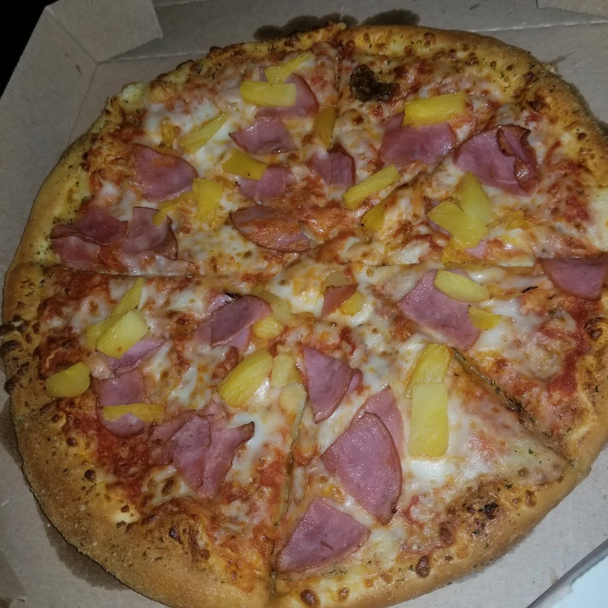 Hawaiian Pizza