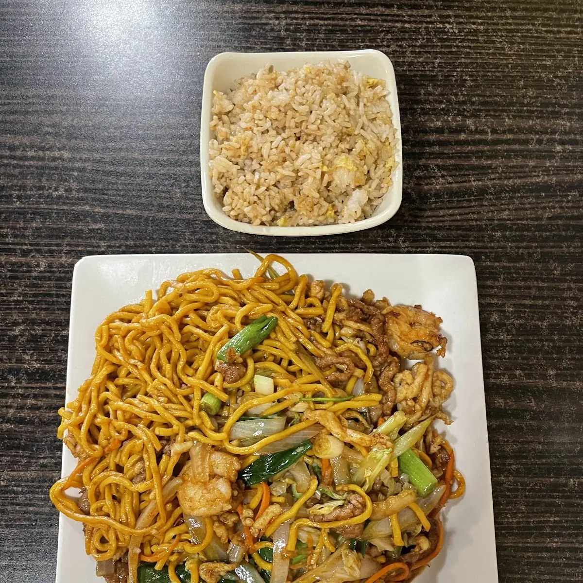 Chicken Lo Mein