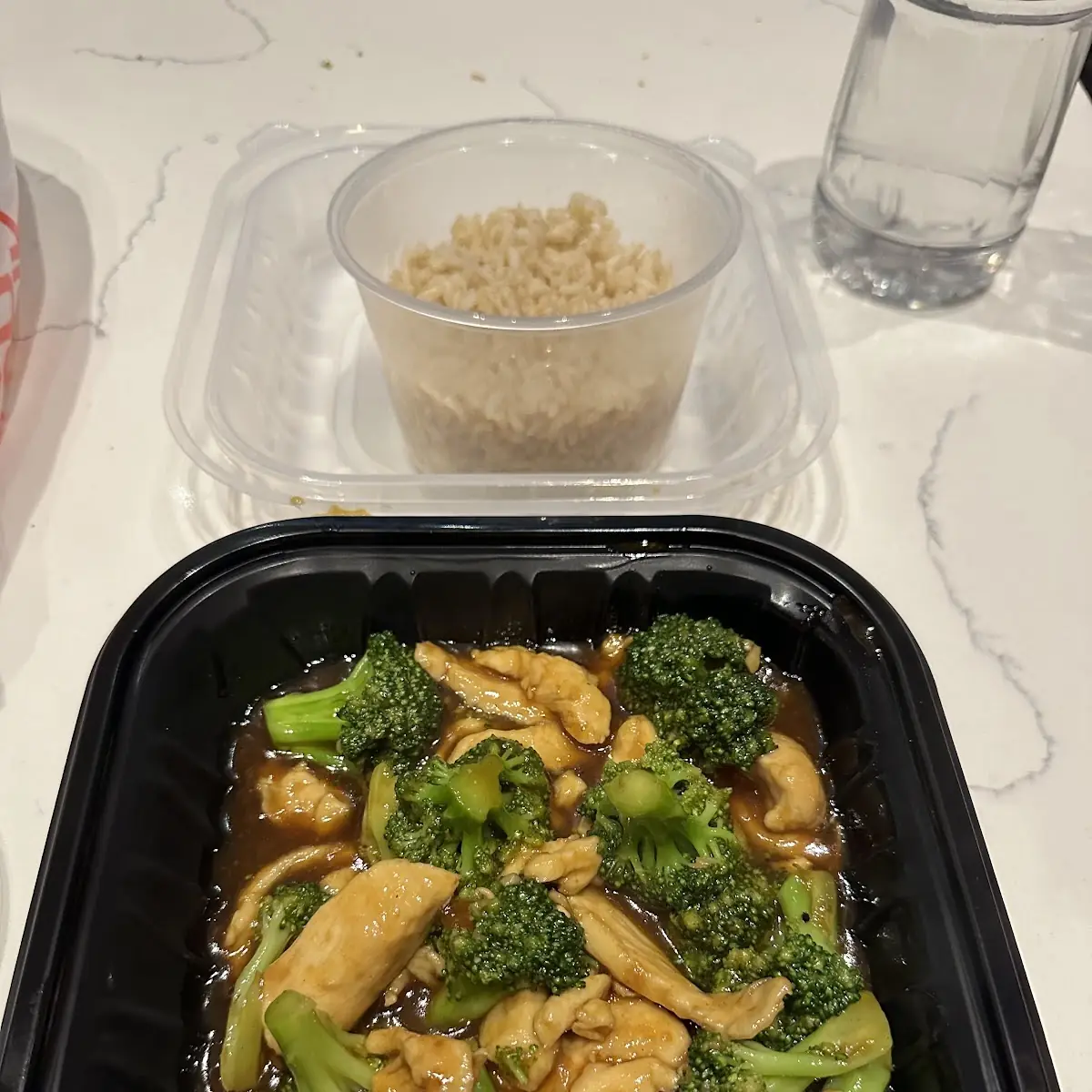 Chicken Broccoli with Garlic Sauce