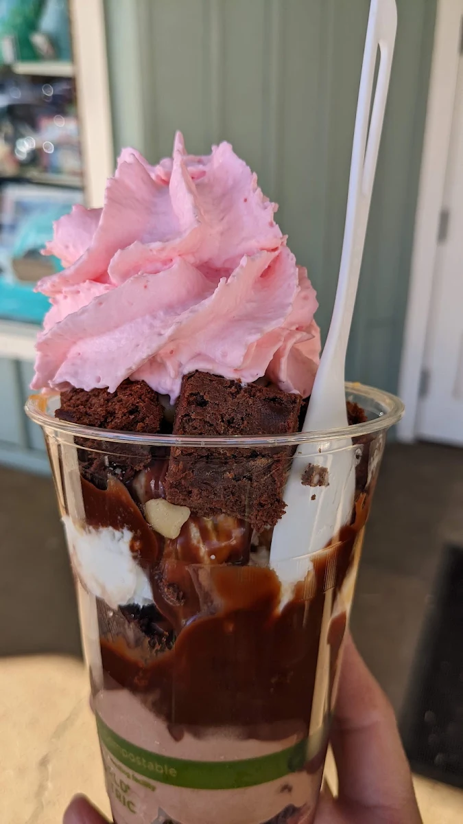 Brownie Sundae