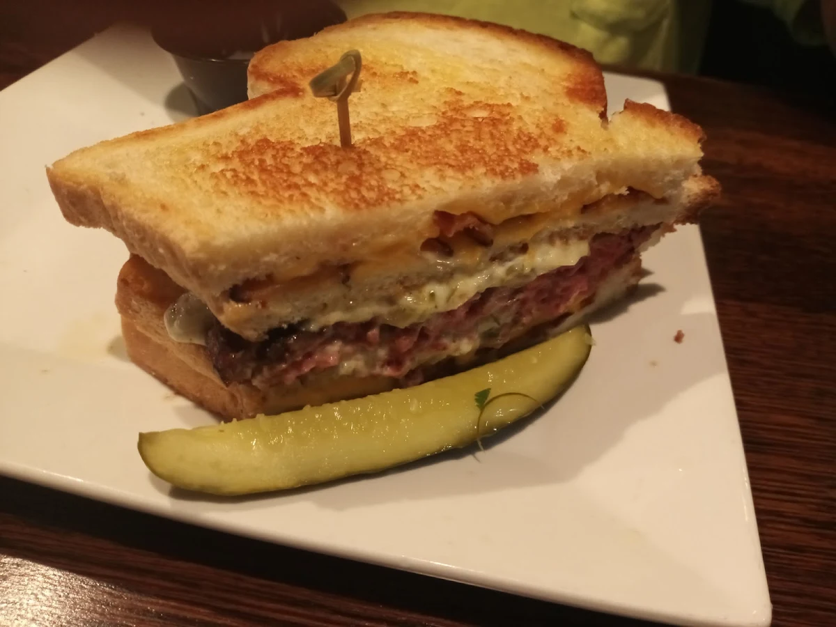 Grilled Cheese Bacon Burger