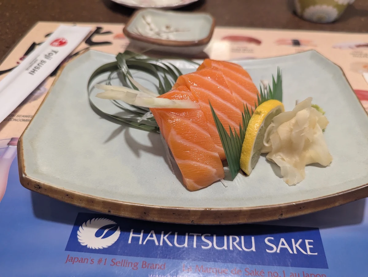 Salmon Sashimi, Toji Sushi