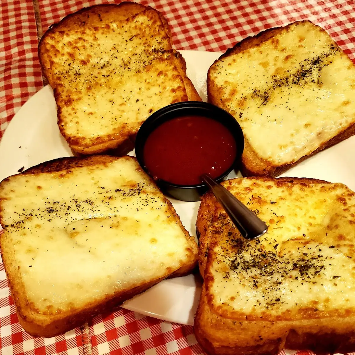 Garlic Bread with Cheese