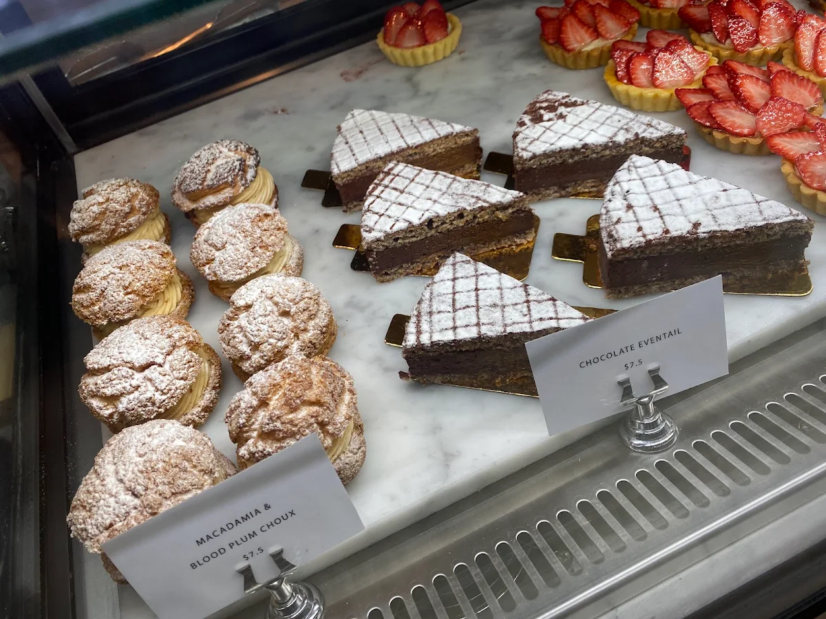 Pastries, Loulou Bistro, Boulangerie & Traiteur