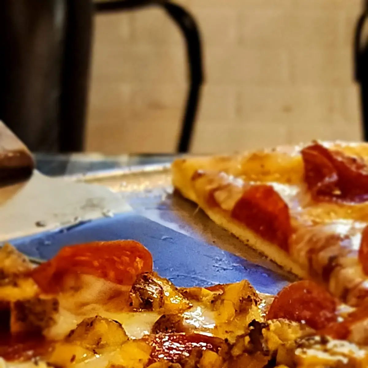 12 Chicken & Pepperoni Pizza