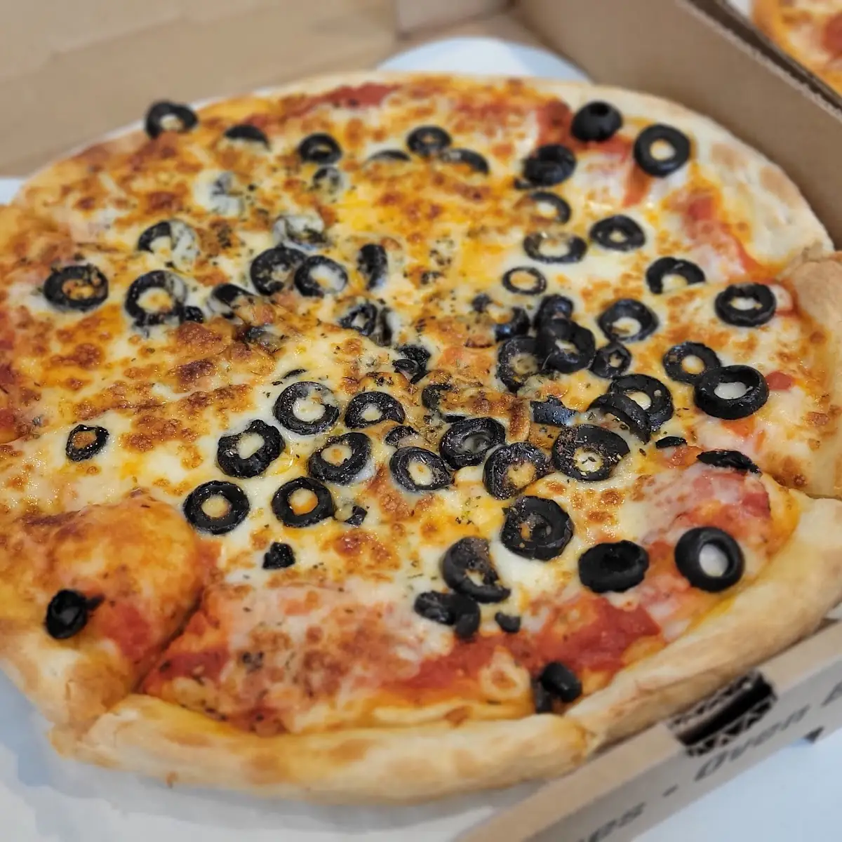 Olive Pizza