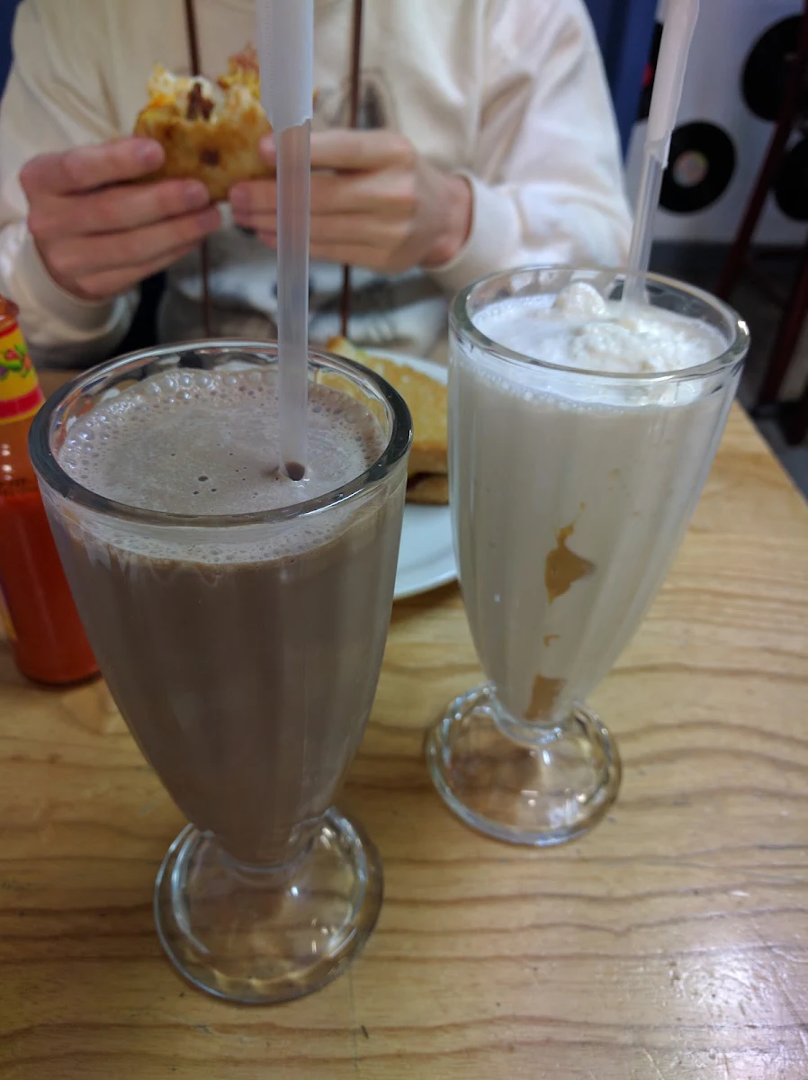Vanilla Peanut Butter Shake