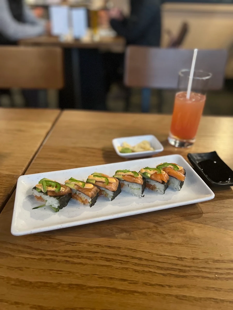 Salmon Sushi