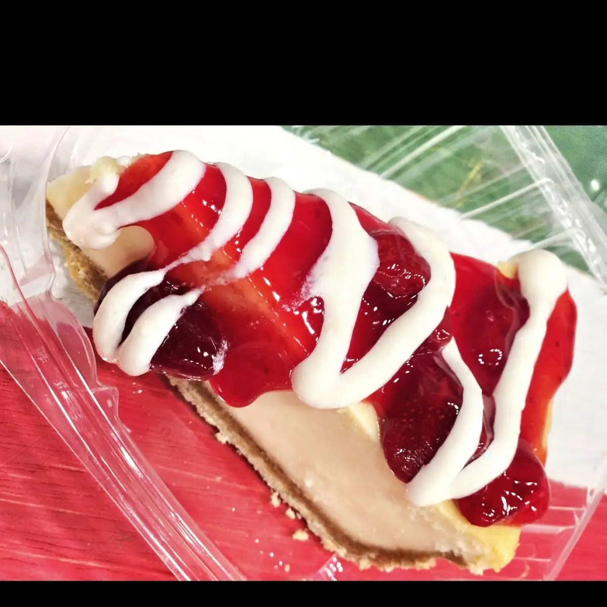 Dessert Pizza-Strawberries & Cream