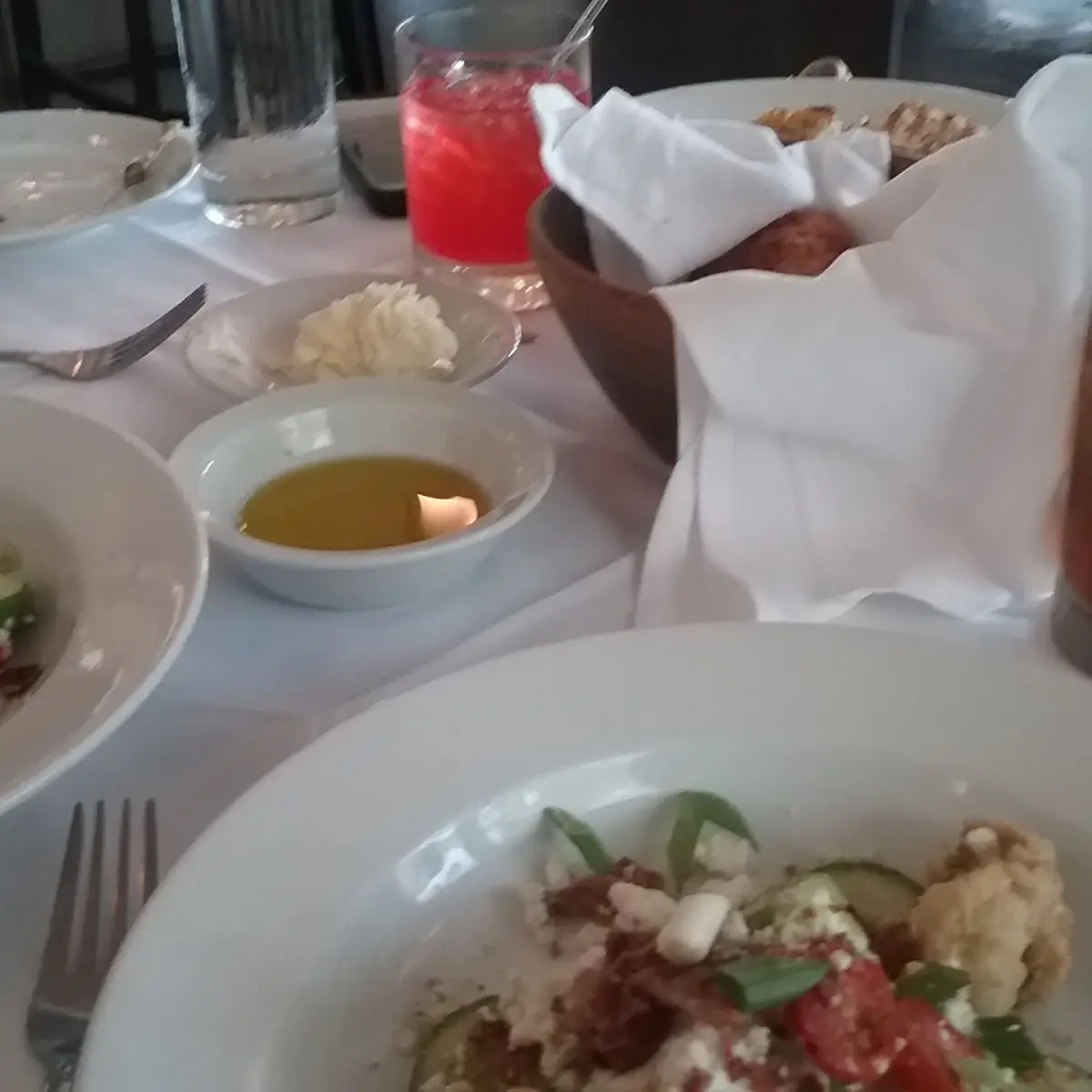 Mixed Green Salad with Fried Oysters