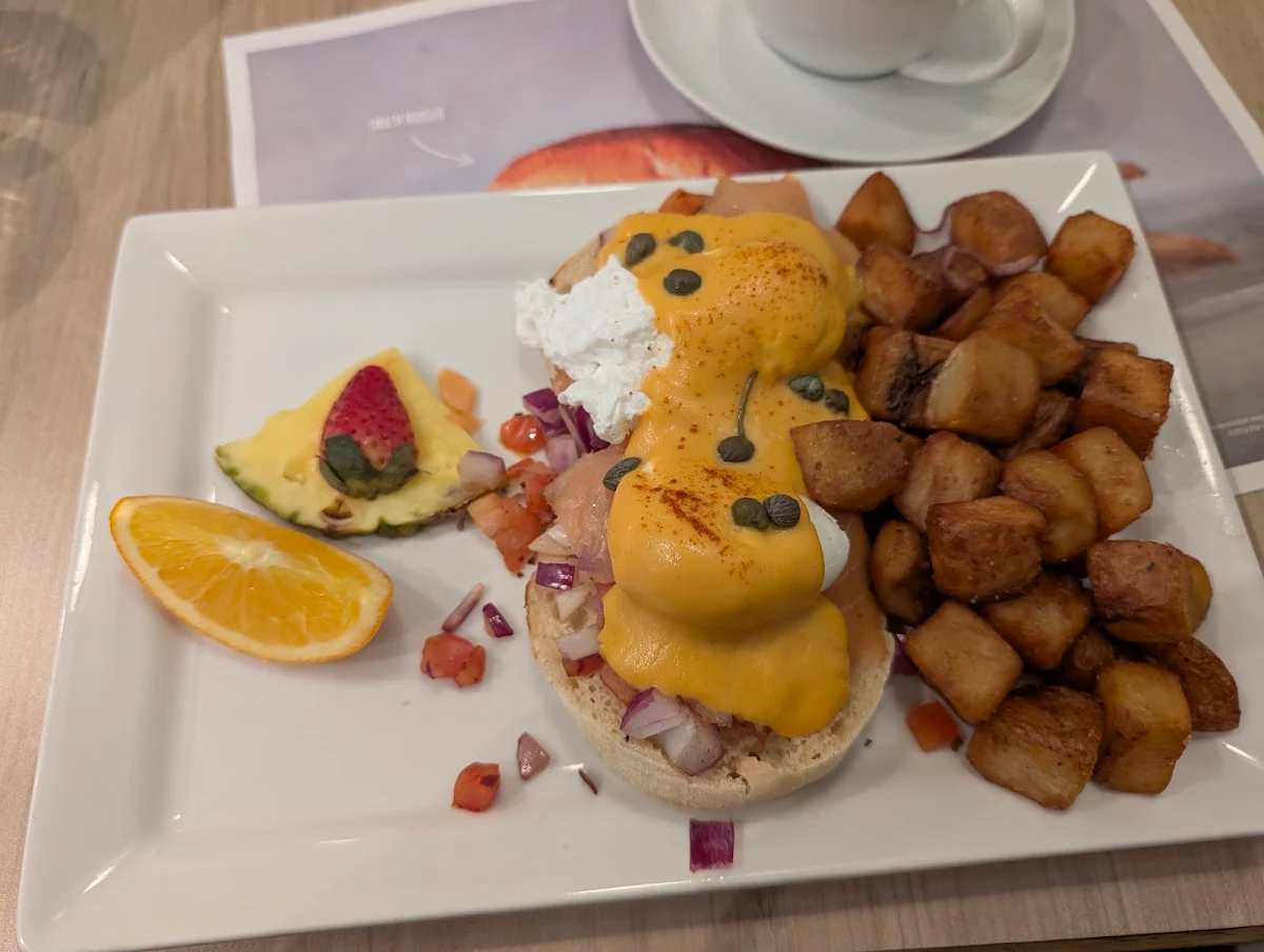 Eggs Benedict, Pür & Simple