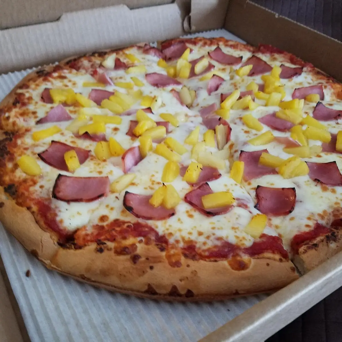 Hawaiian Pizza
