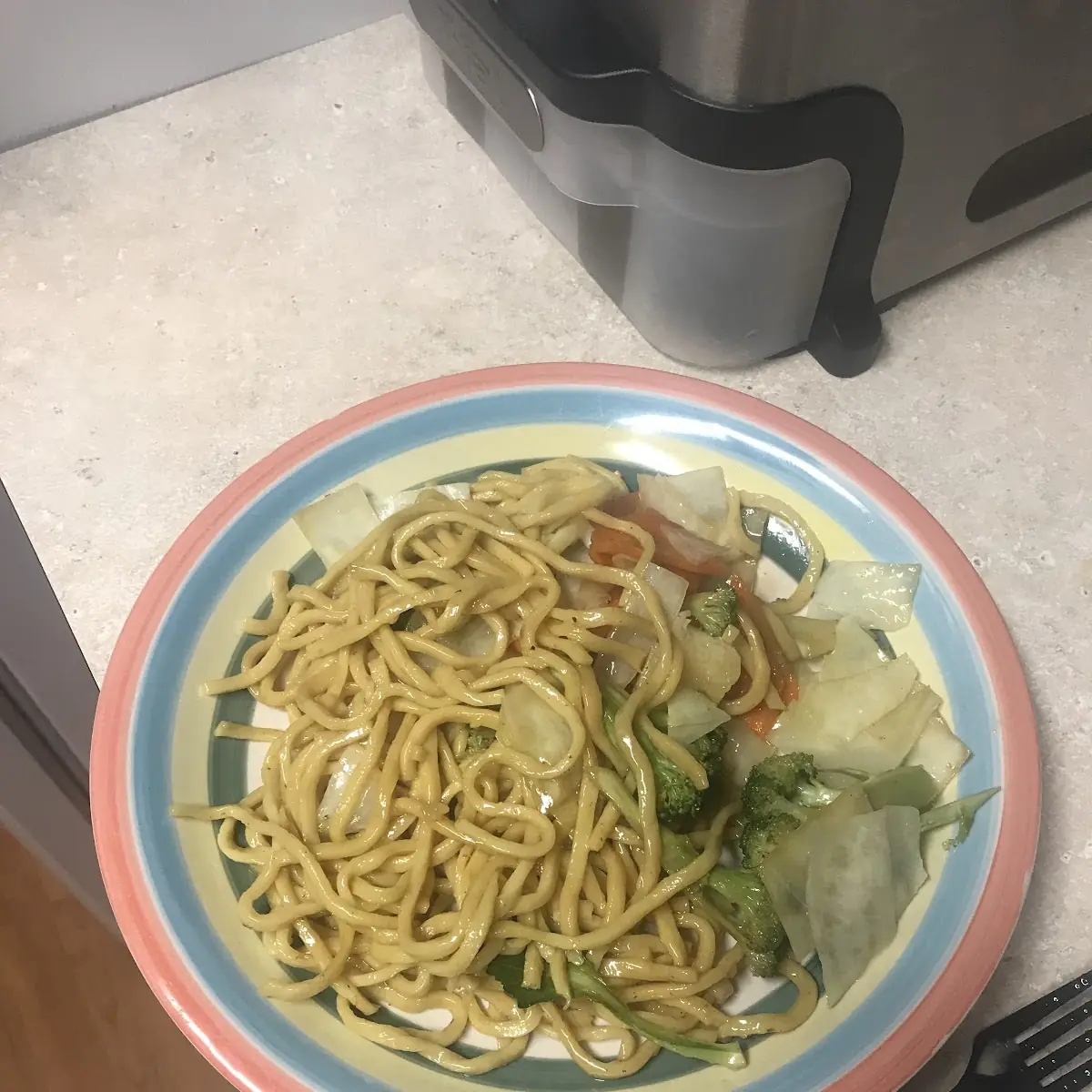 Lo Mein Noodles with Vegetables