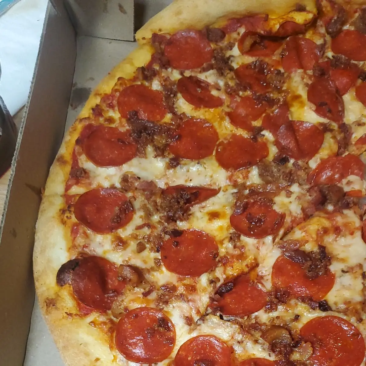 Pepperoni Pizza with Bacon