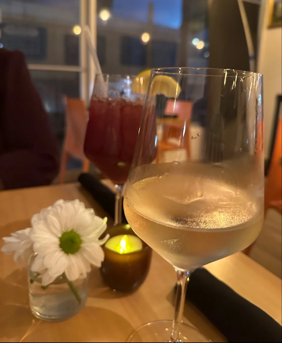 Sangria Y Vino Blanco