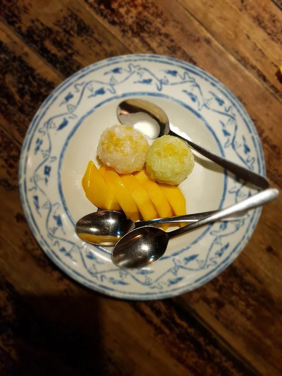 Sticky Rice and Mango, Chat Thai