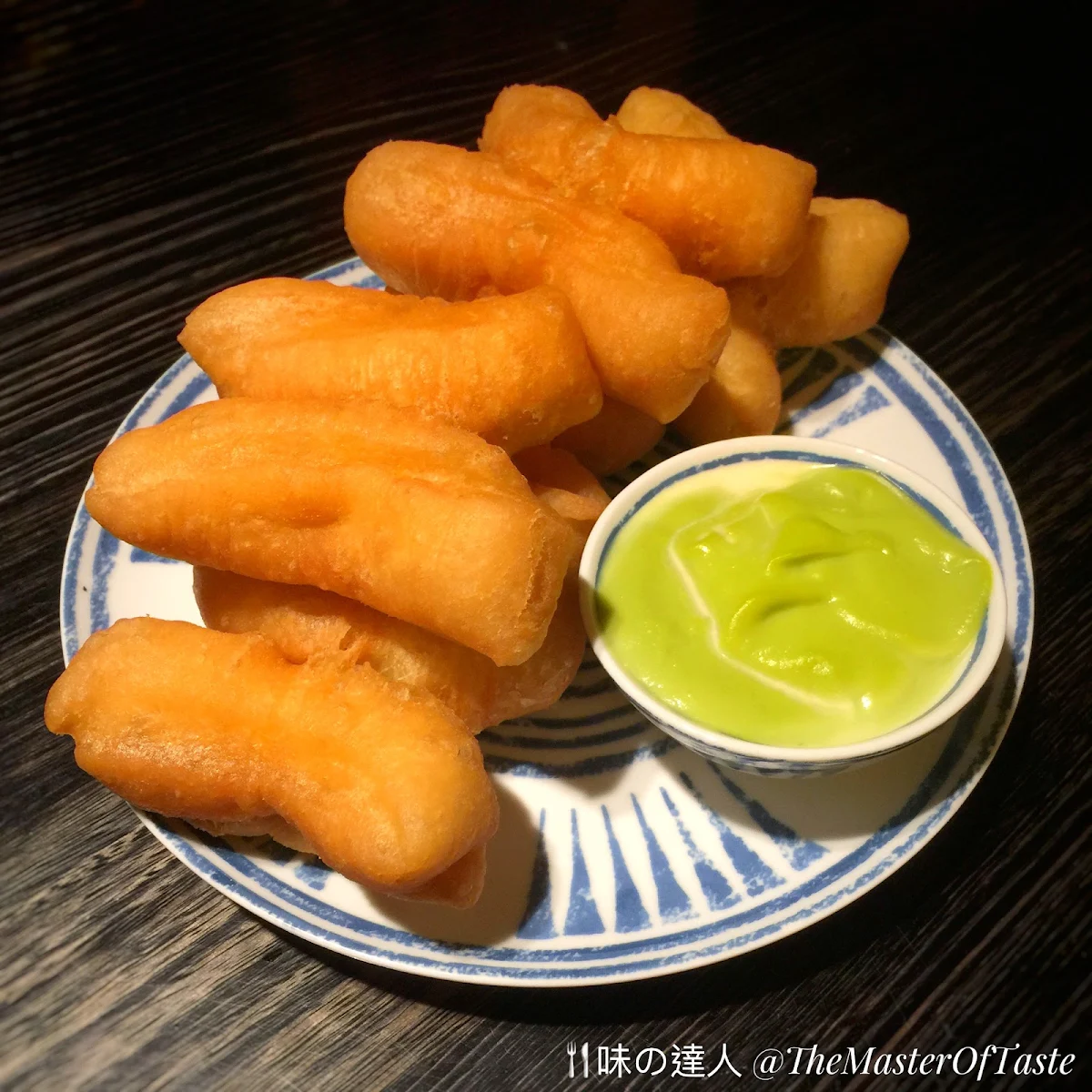 Thai Donuts with Custard, Chat Thai