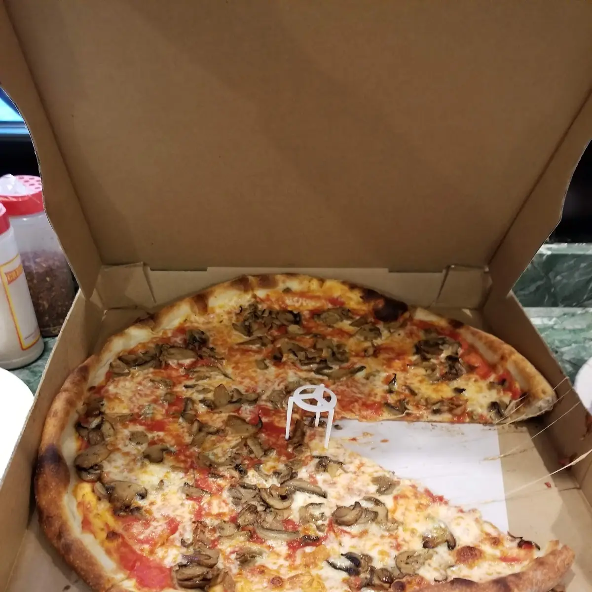 Joe's Veggie Pizza