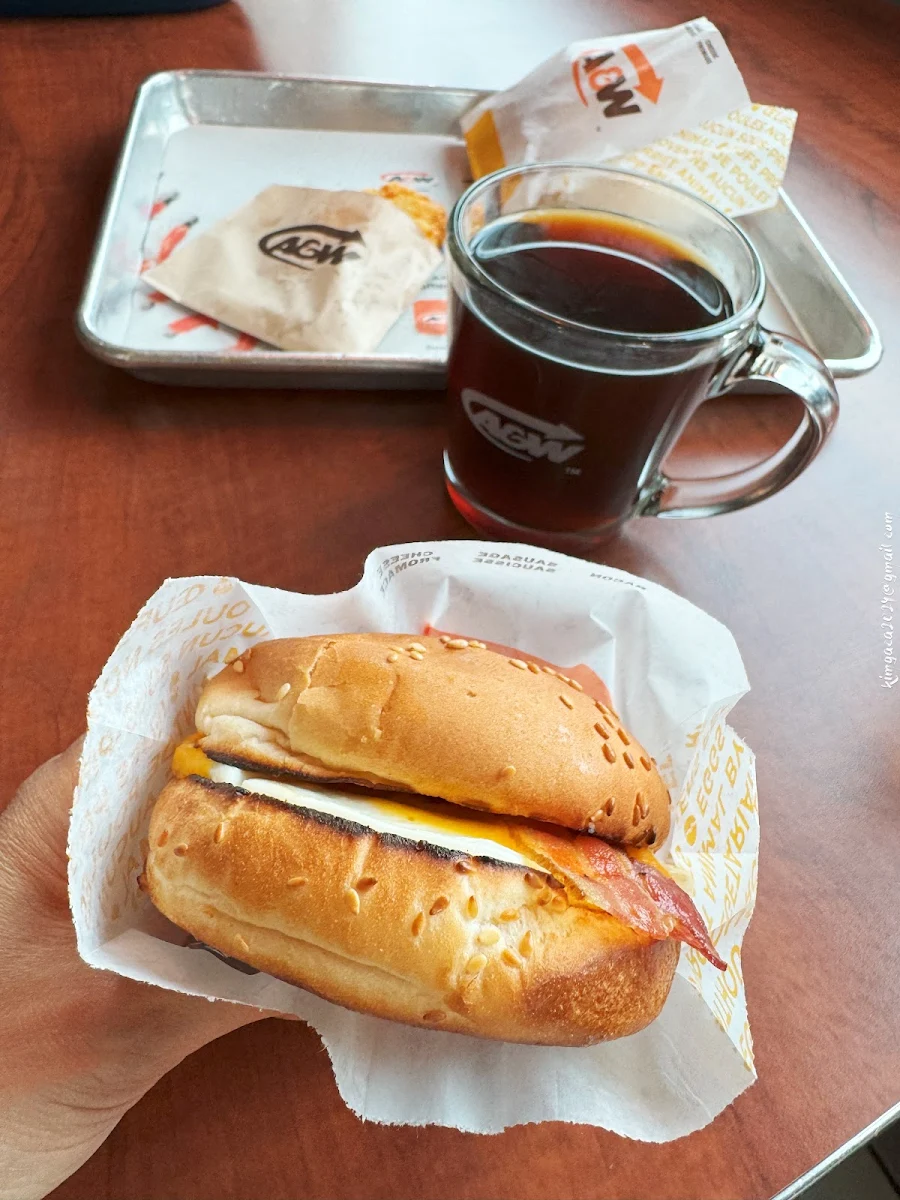 Egger Sandwich, A&W Canada