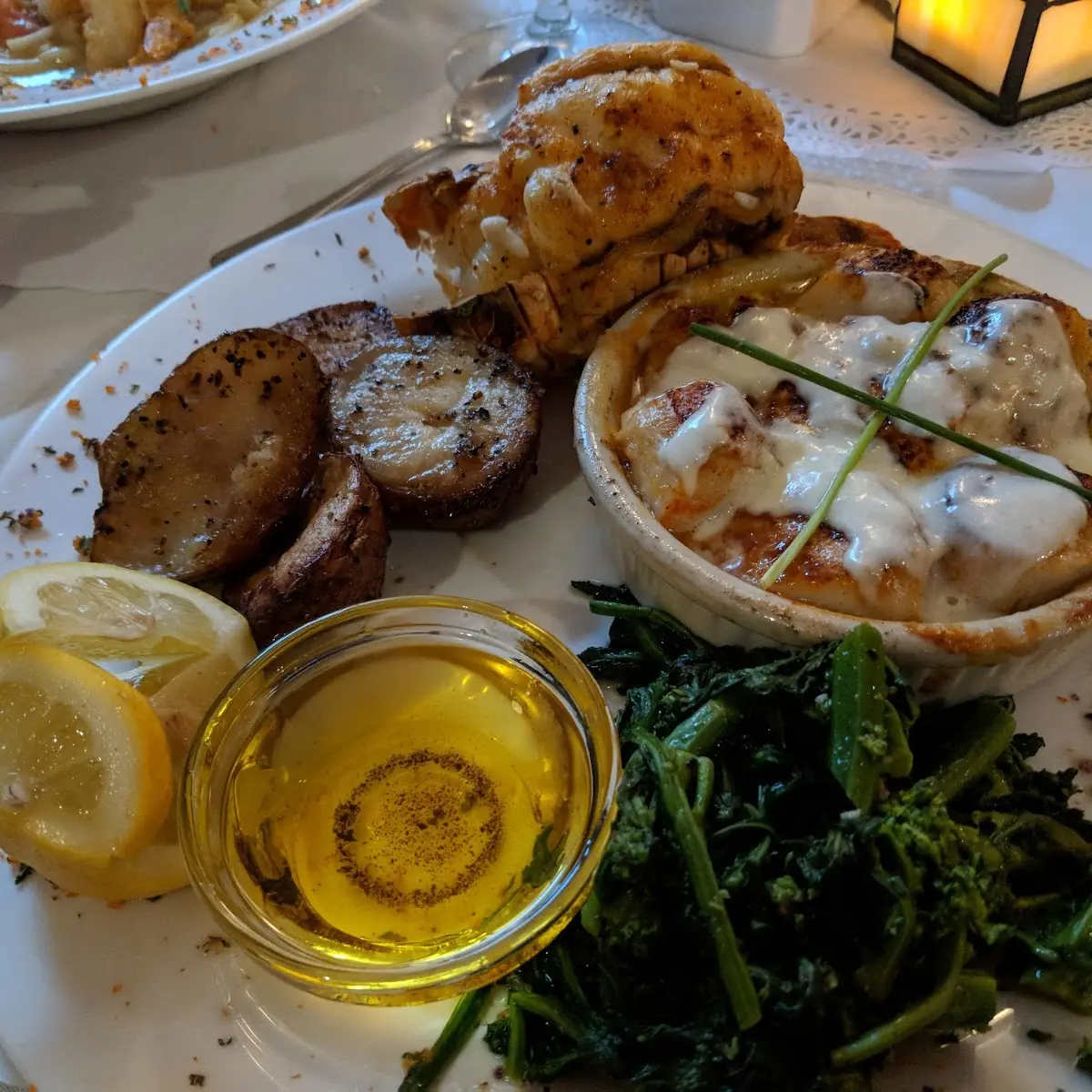 Carriage House Crab Cakes