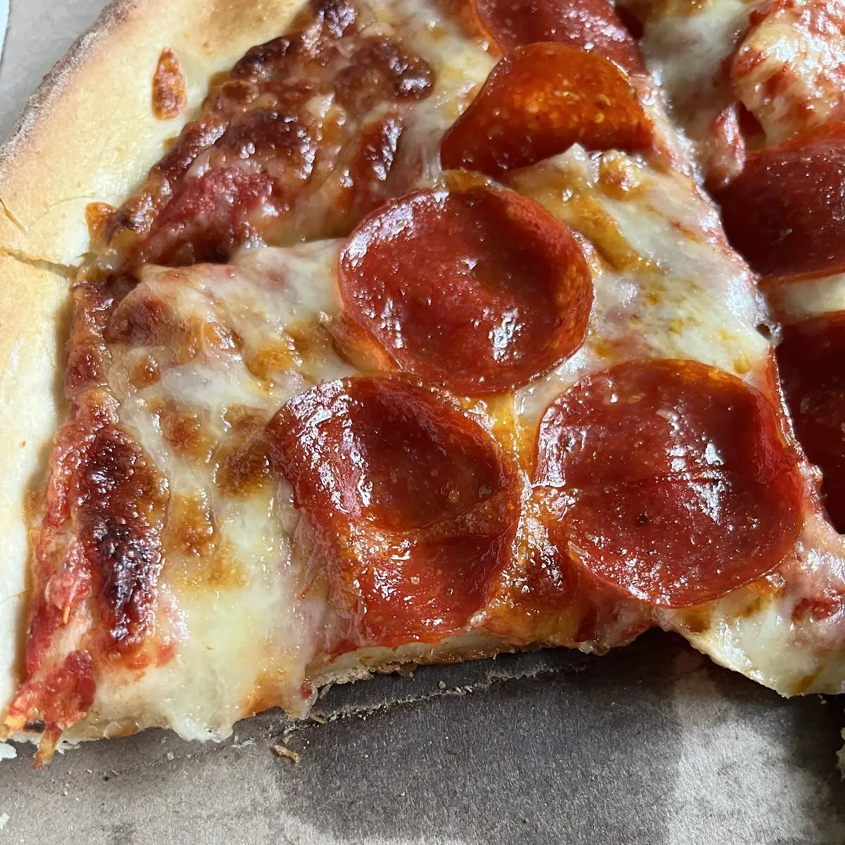 New York Style Pepperoni Super Pizza Slice