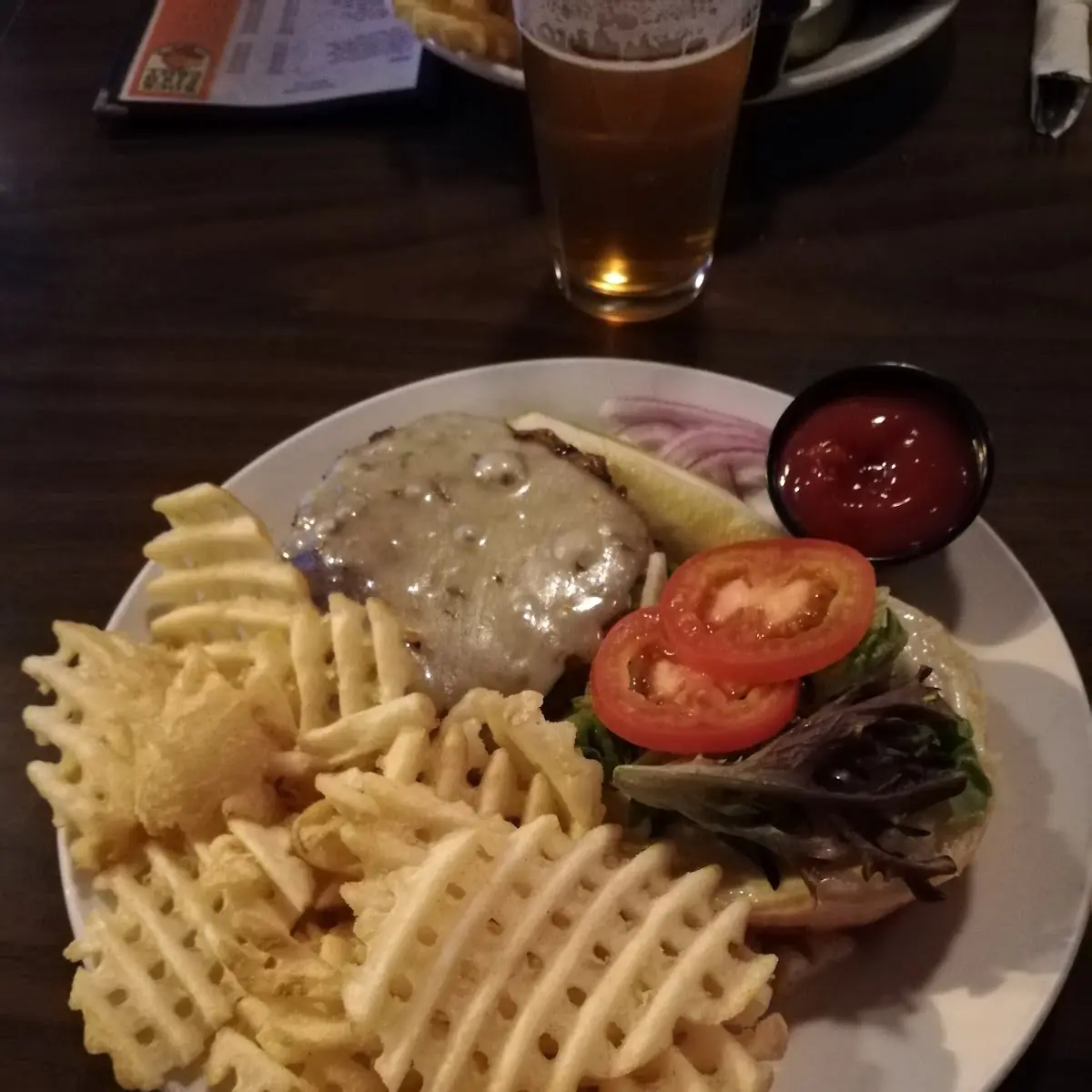 Hamburger with Waffle Fries
